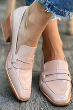 MIRANDA | ROZE LAK LOAFERS MET DIKKE HAK
