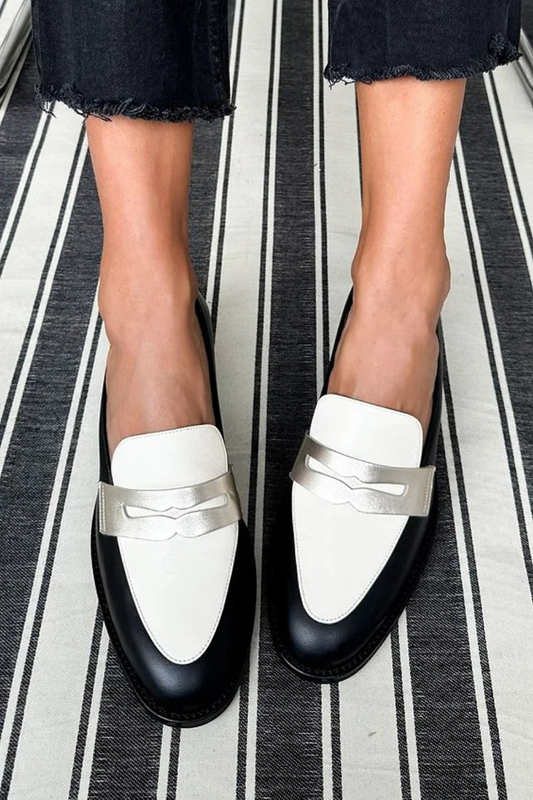 JINTHE | KLASSIEKE ZWART-WITTE MOCASSINS