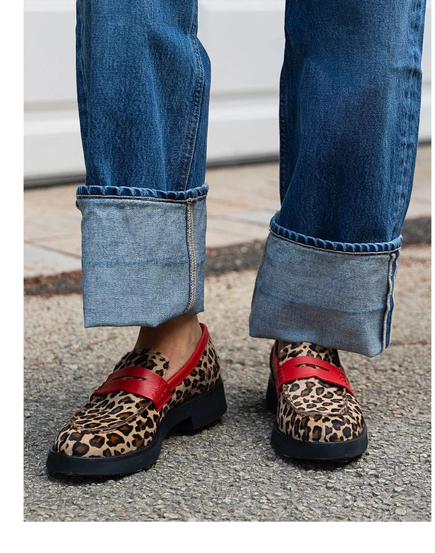 LISE | MOCASSINS MET LUIPAARDPRINT EN RODE DETAILS
