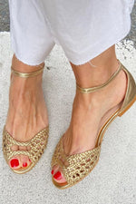 Isadora | Woven Gold Sandals