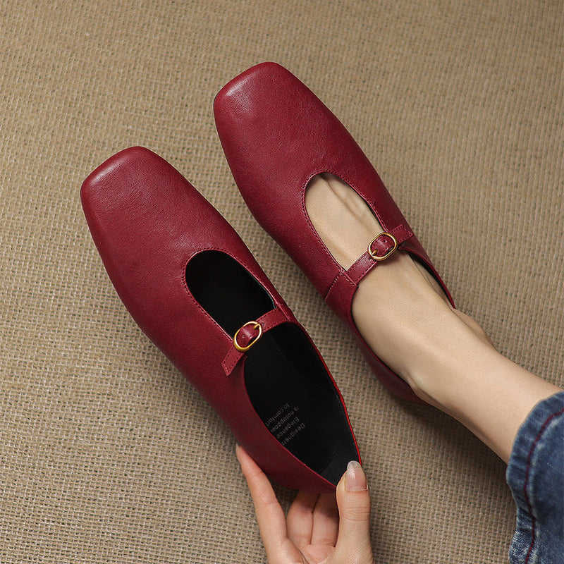 ÚNA | High-Vamp Mary Jane Flats