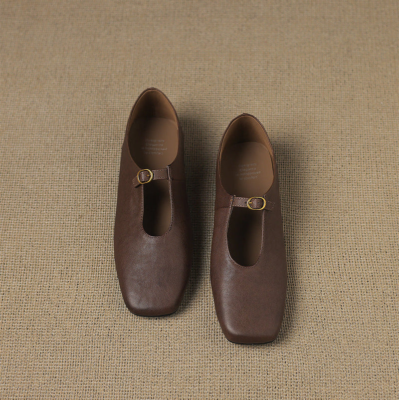 ÚNA | High-Vamp Mary Jane Flats