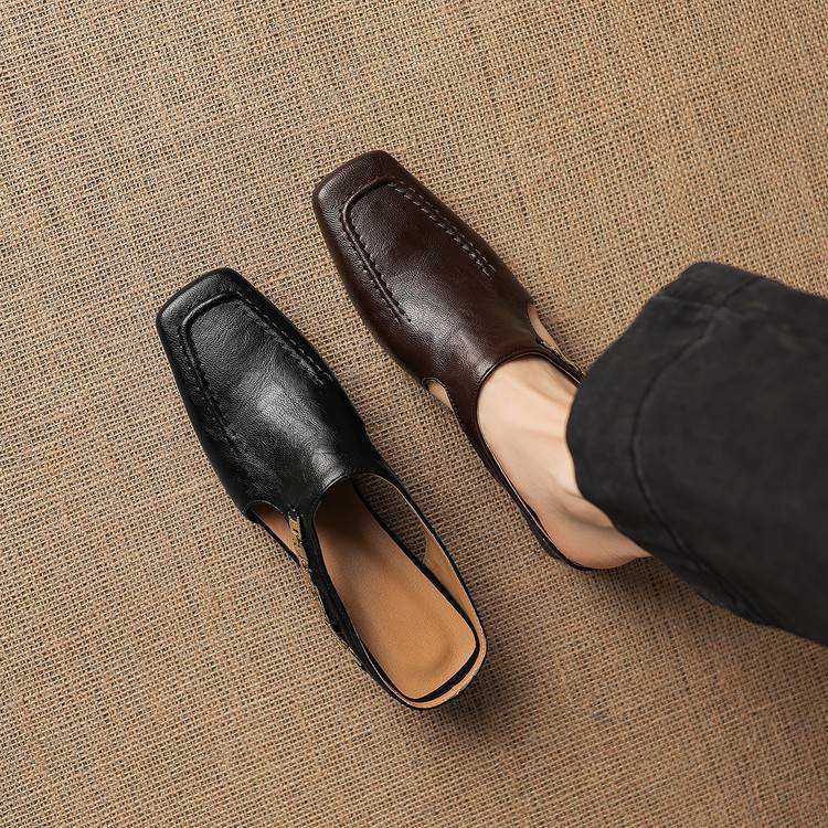 ÉADAOIN | Chain-Link Mary Jane Mules