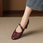 LÍADAN | Round-Toe Mary Jane Flats