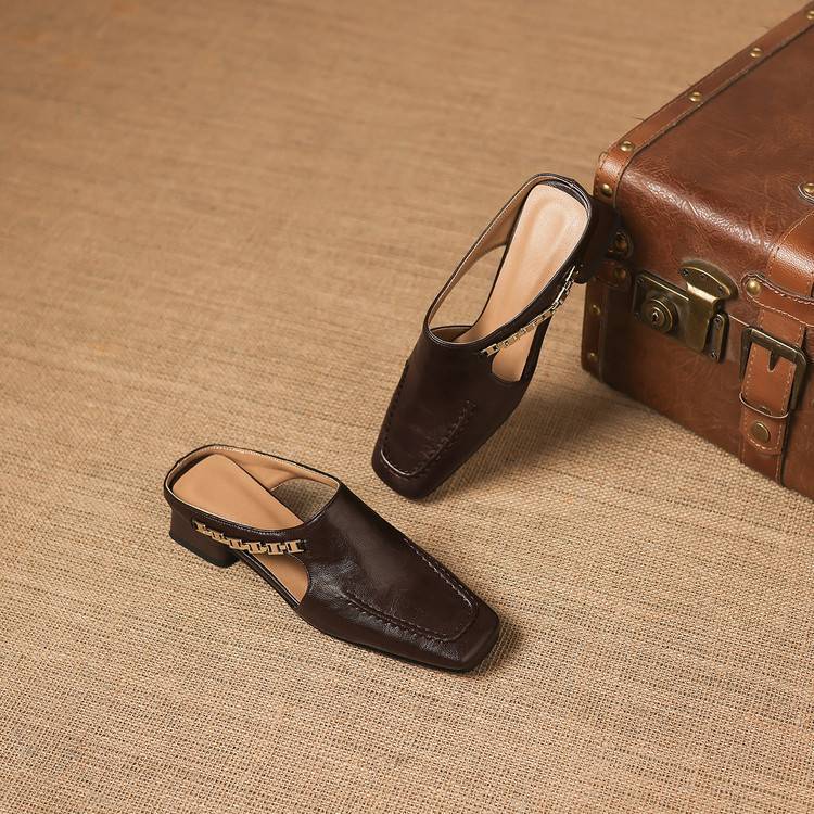 ÉADAOIN | Chain-Link Mary Jane Mules