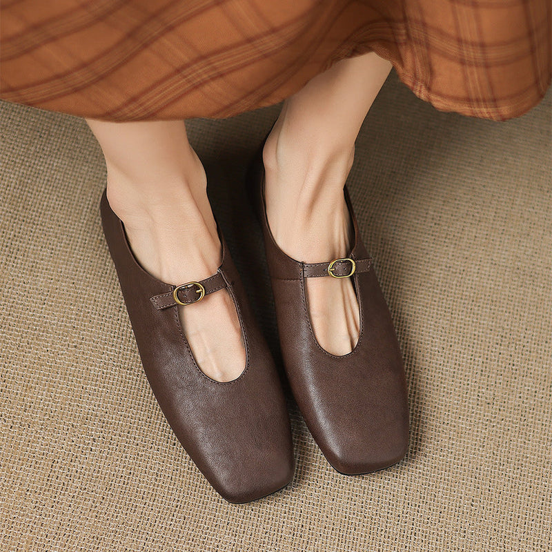 ÚNA | High-Vamp Mary Jane Flats