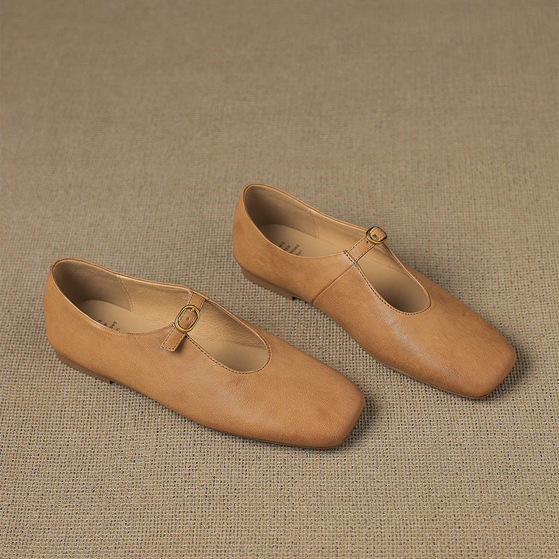 ÚNA | High-Vamp Mary Jane Flats