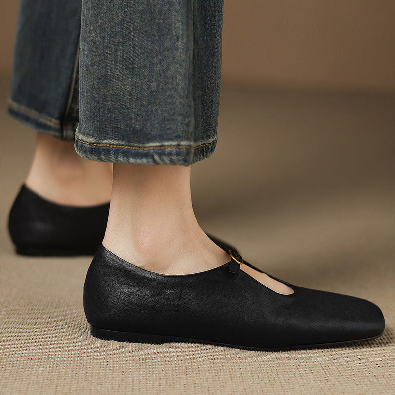 ÚNA | High-Vamp Mary Jane Flats
