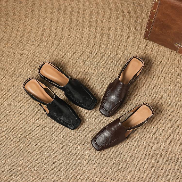 ÉADAOIN | Chain-Link Mary Jane Mules