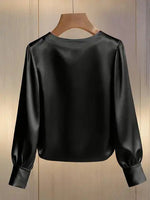 Perlisse | Elegant Round Neck Top