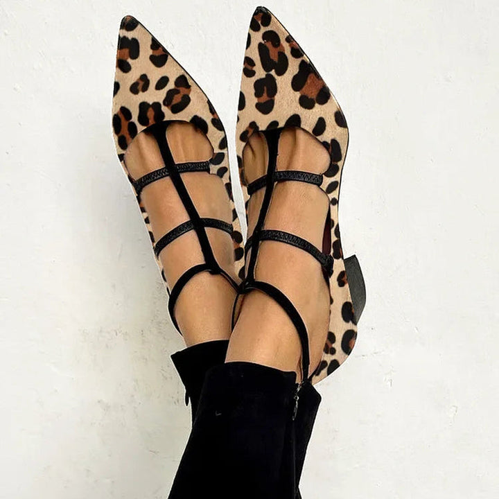 ELKE | PUMPS MET LUIPAARDPRINT EN BANDJE