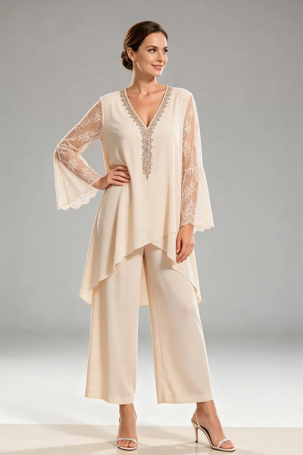 Saskia | Ivoorkleurig Chiffon Broekpak met Kant