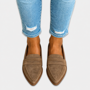 Taupe
