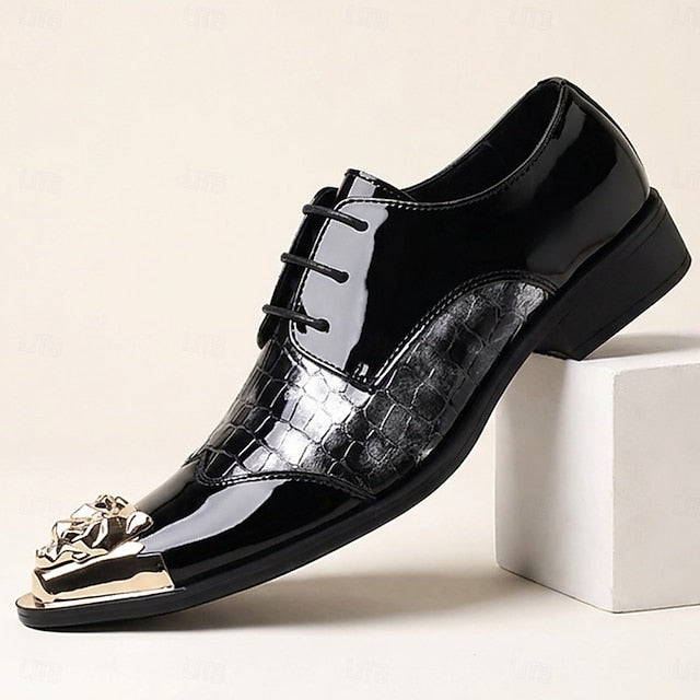 Dorian | Zwart met goudkleurig neusdetail