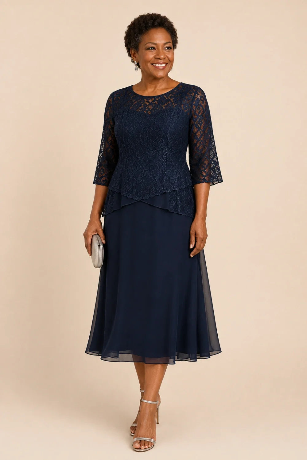 Marleen | Asymmetrische Chiffonjurk met Kanten Details