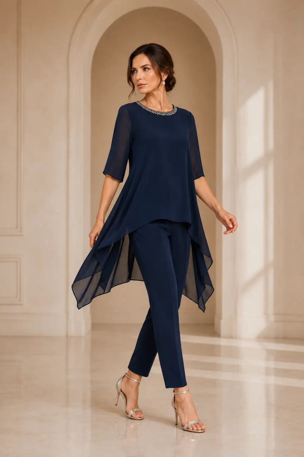 Eline | Gelaagd Chiffon Broekpak met Capelet