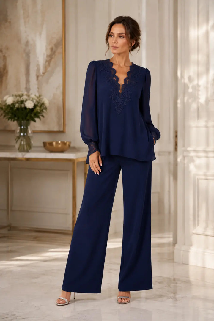 Lotte | V-Hals Chiffon Broekpak met Wijde Pijpen