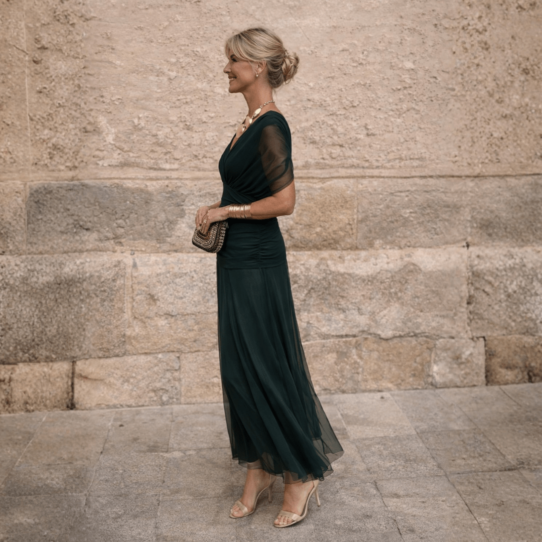 Lisanne elegante off-shoulder maxijurk detail 2