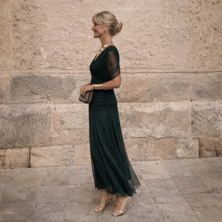 Lisanne elegante off-shoulder maxijurk detail 2